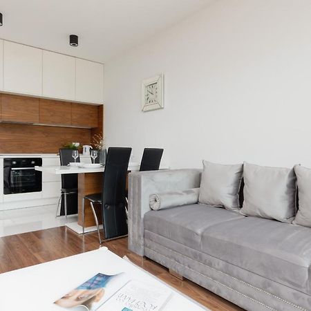 Glamorous Wilanow Apartment By Renters วอร์ซอ ภายนอก รูปภาพ