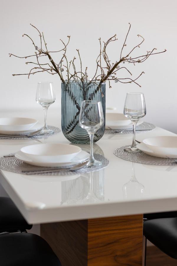 Glamorous Wilanow Apartment By Renters วอร์ซอ ภายนอก รูปภาพ