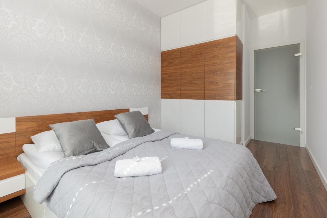 Glamorous Wilanow Apartment By Renters วอร์ซอ ภายนอก รูปภาพ