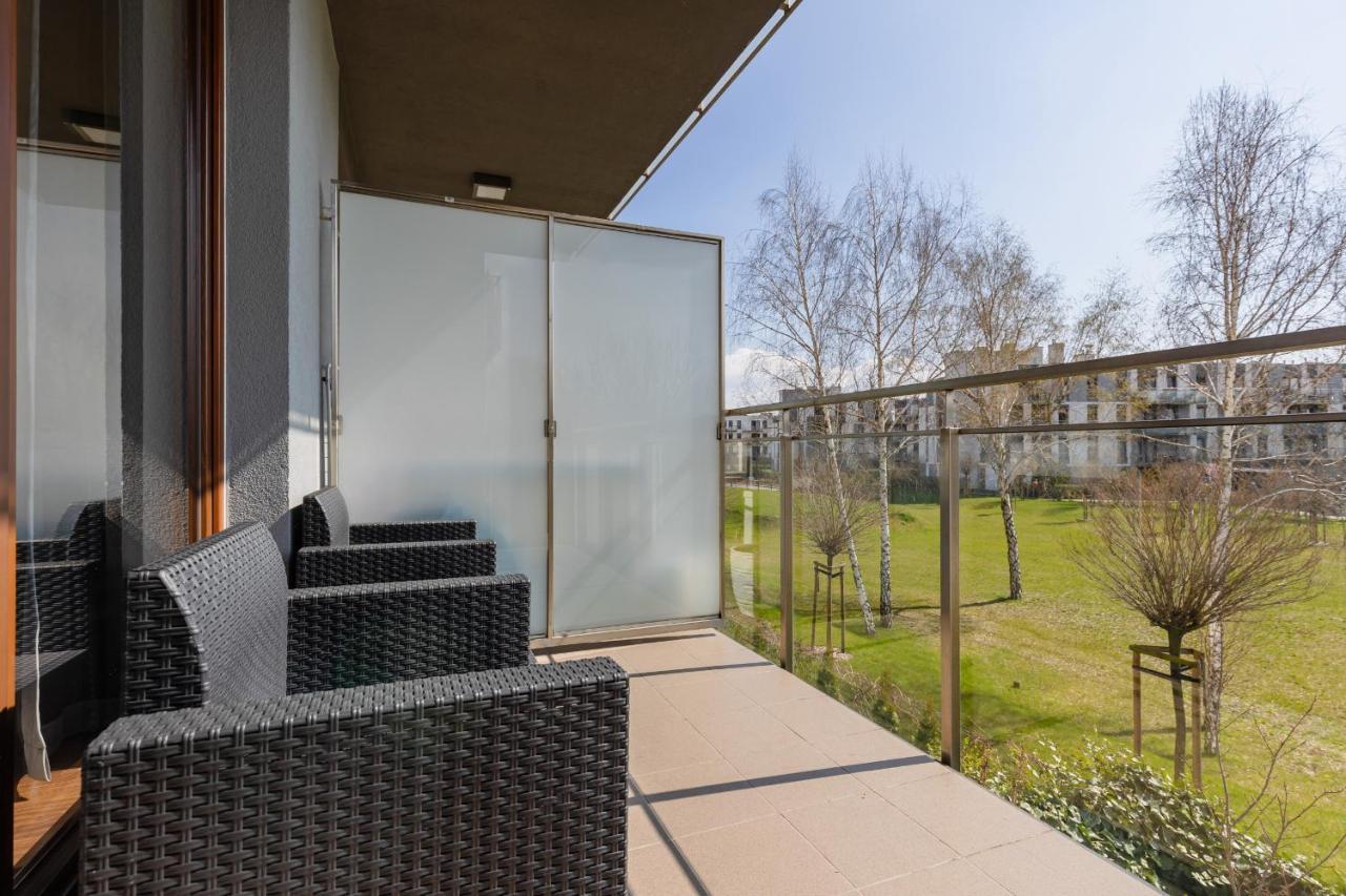 Glamorous Wilanow Apartment By Renters วอร์ซอ ภายนอก รูปภาพ