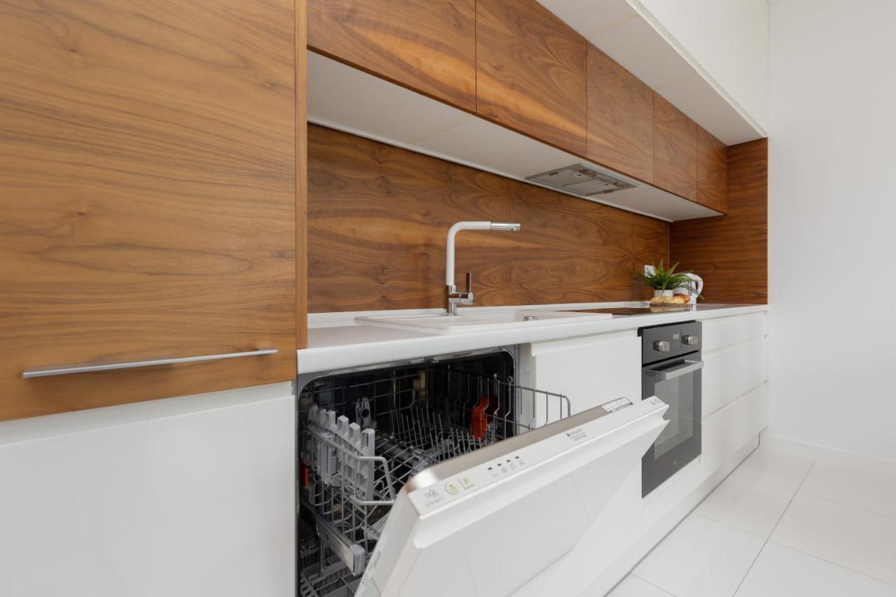 Glamorous Wilanow Apartment By Renters วอร์ซอ ภายนอก รูปภาพ