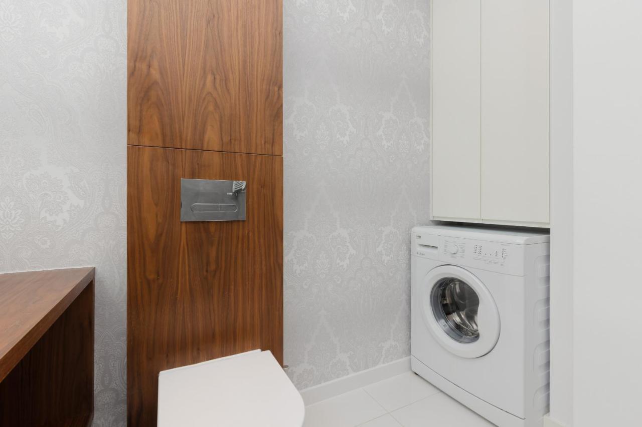 Glamorous Wilanow Apartment By Renters วอร์ซอ ภายนอก รูปภาพ